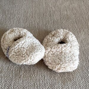 JJ Cole Cream Fuzzy Kids Slippers